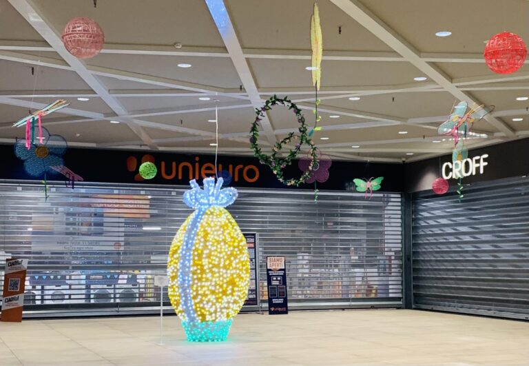 luminarie addobbo centro commerciale